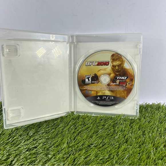 PS3 UFC Undisputed 2010 (Sony PlayStation 3, 2010) - Picture 3 of 7
